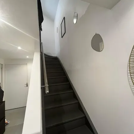 Station House - Maison Entre Disneyland Et Paris Holiday home Roissy-en-Brie